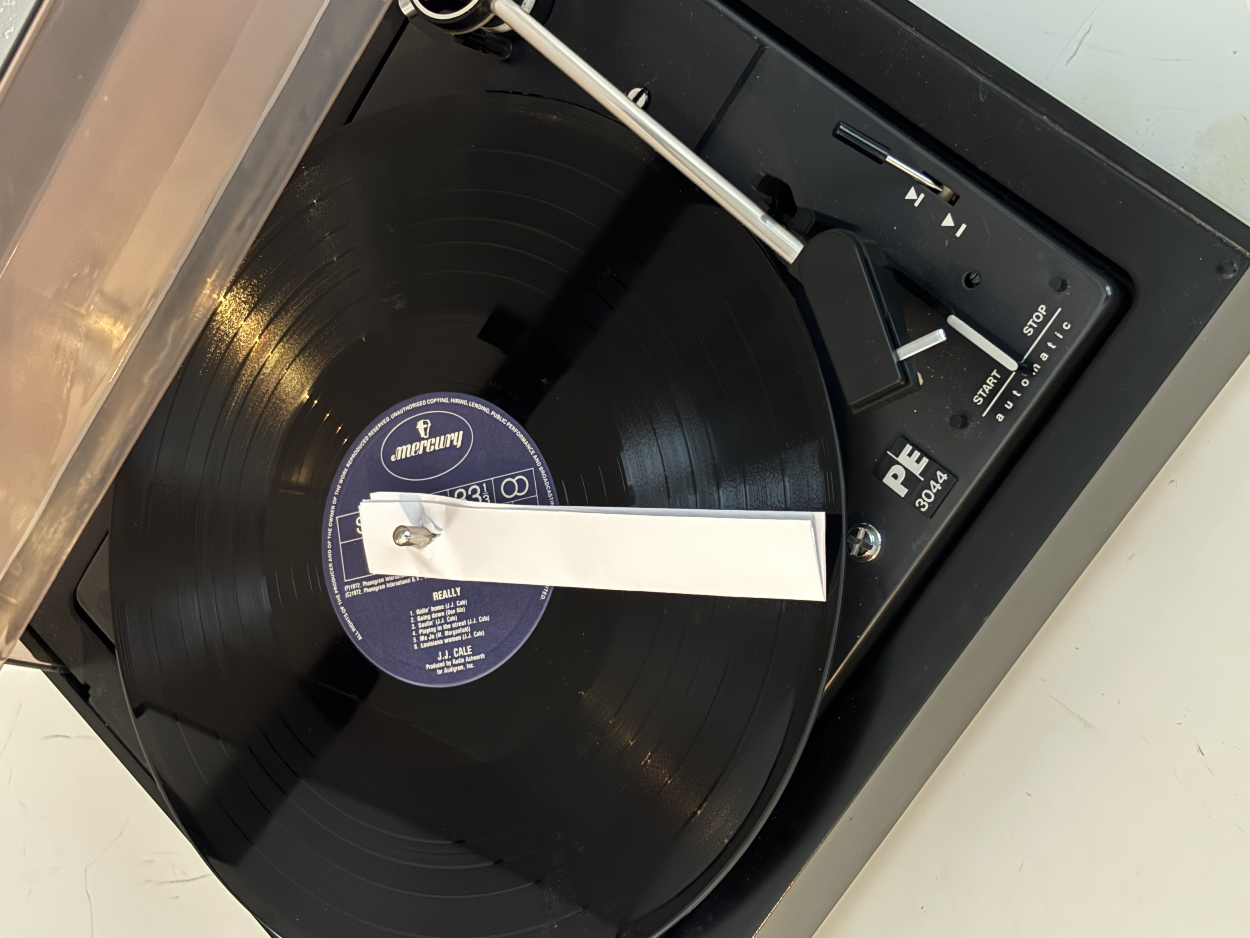 turntable with paper as adjusting dial 